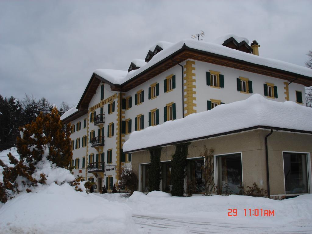 Hotel Du Lac Parc & Residence Lavarone Exteriör bild